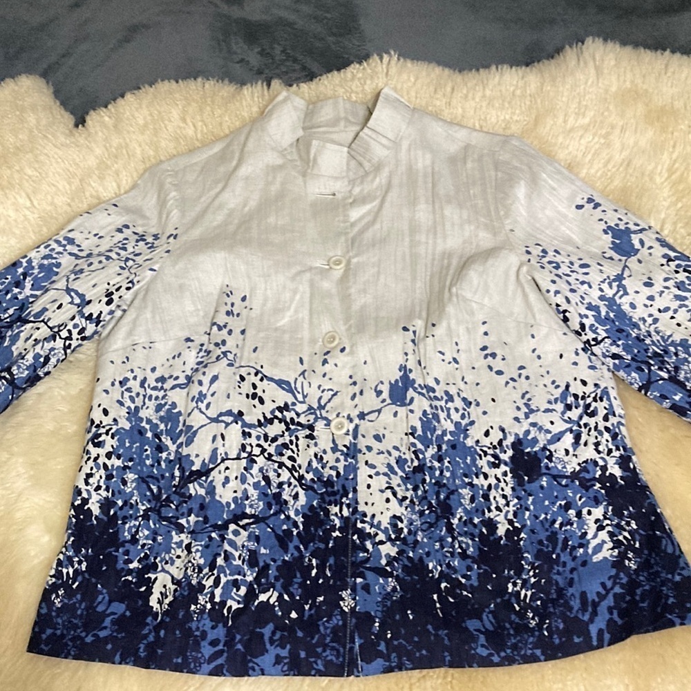 Stylish Blue and Grey Splatter Jacket